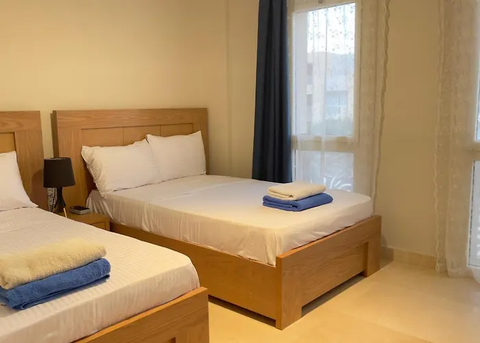Apartment Walk To Beach, Seaview 2br, Pool Free Access, Mangroovy! Ollystays Hurghada